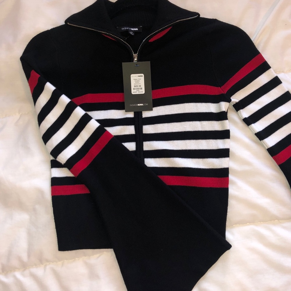 Bell Sleeve Cropped FashionNova Zip Up